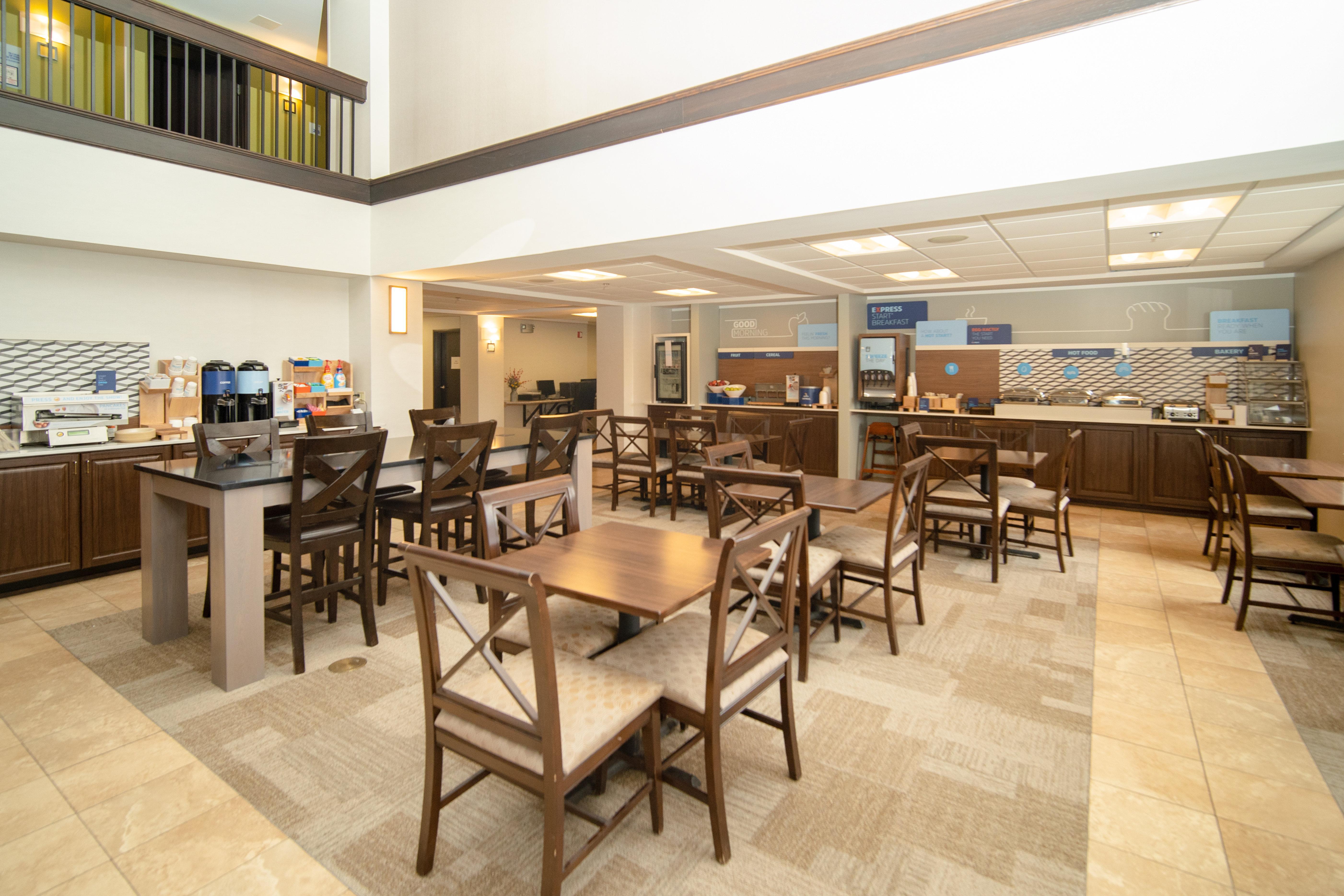 Holiday Inn Express Houghton-Keweenaw By Ihg Exterior foto