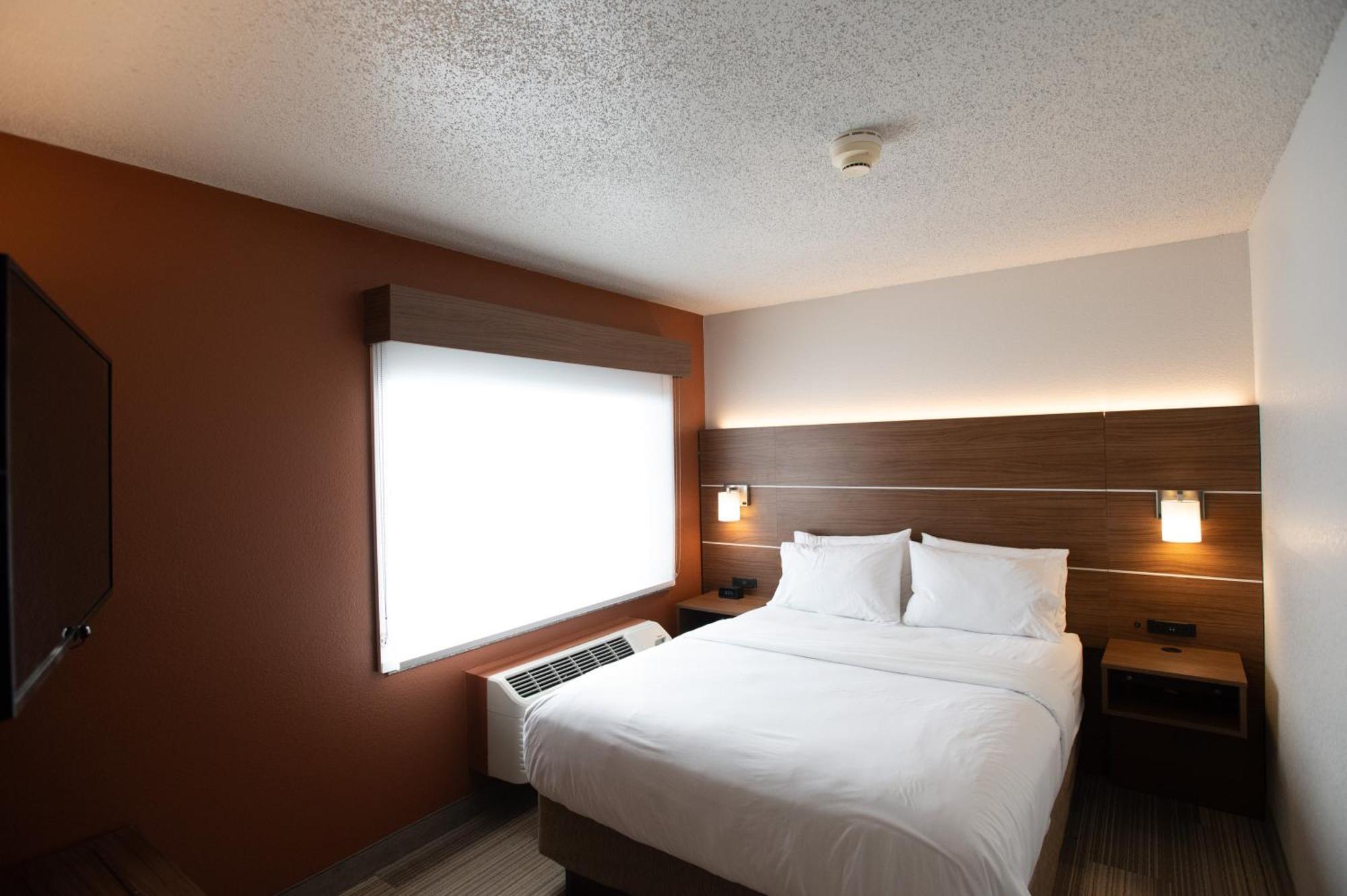 Holiday Inn Express Houghton-Keweenaw By Ihg Exterior foto