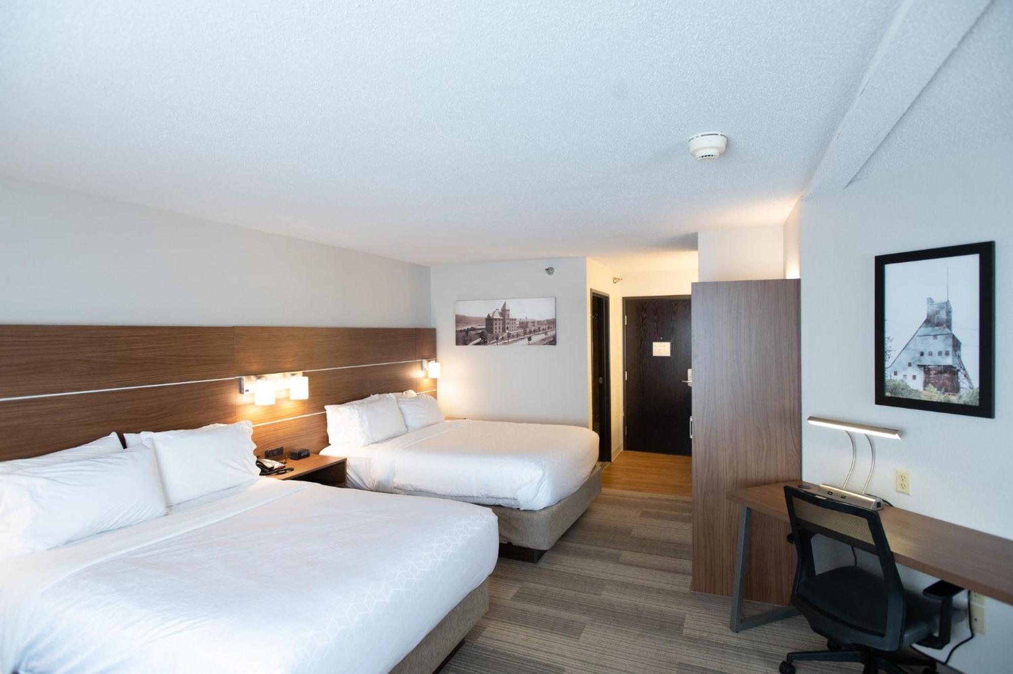 Holiday Inn Express Houghton-Keweenaw By Ihg Exterior foto