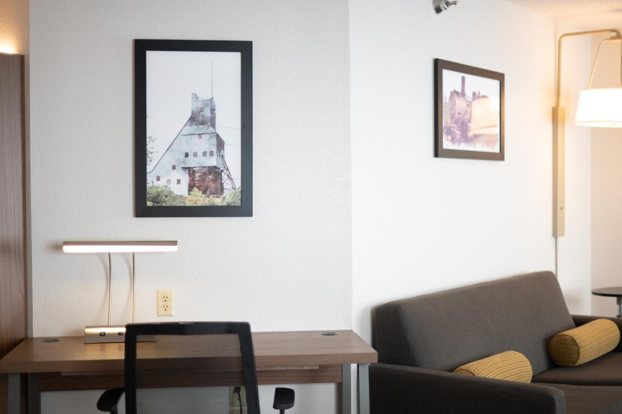 Holiday Inn Express Houghton-Keweenaw By Ihg Exterior foto